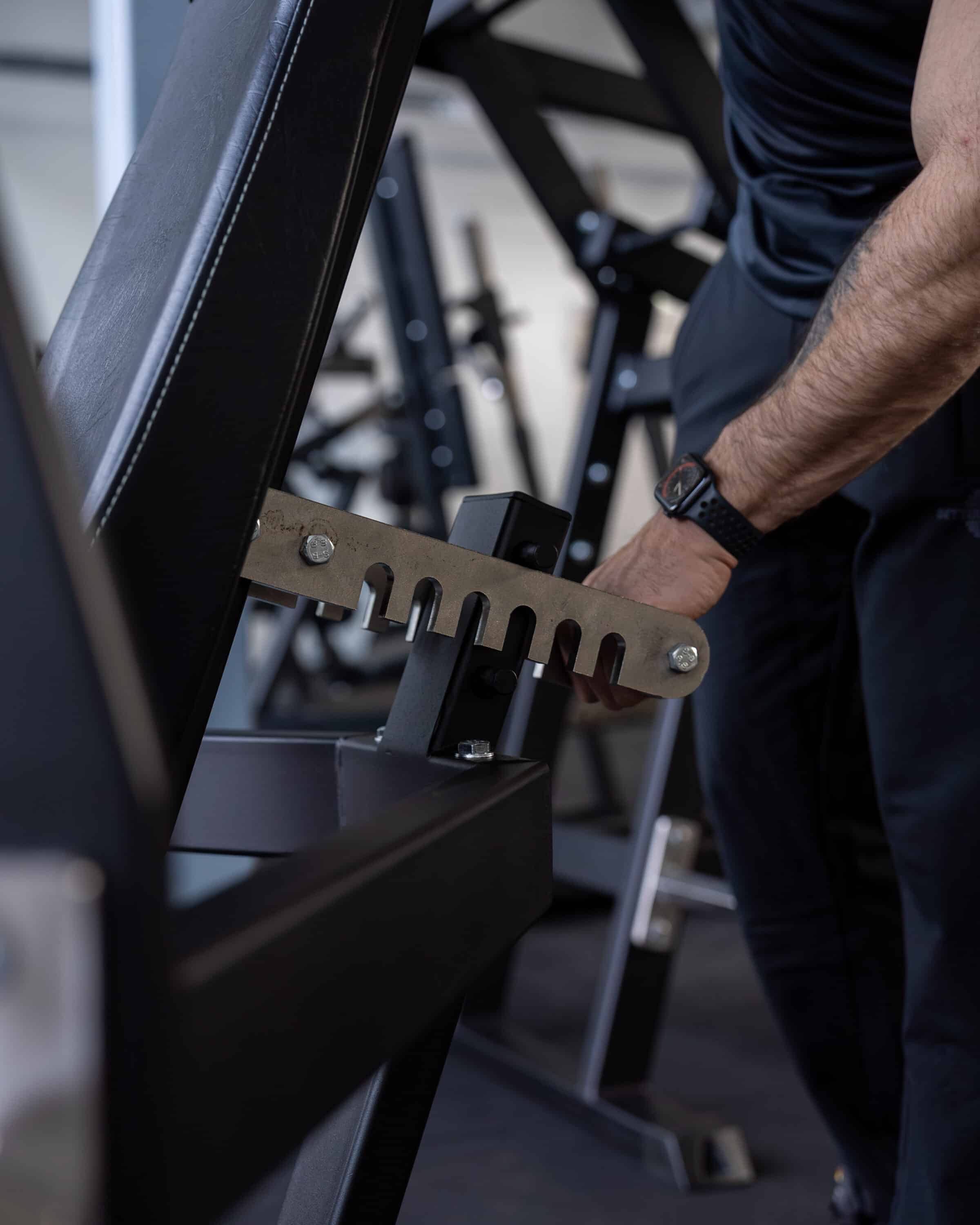 Gymleco 027 Decline Chest Press Machine