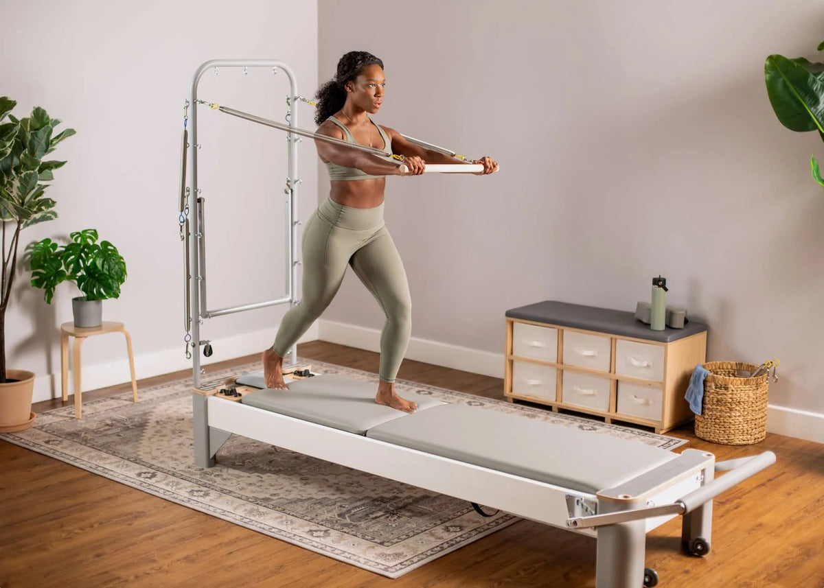 Bravo Reformer™ with Tower and Mat