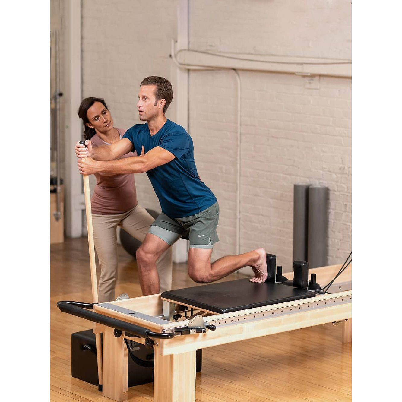 Balanced Body Clinical Reformer with Tower and Mat