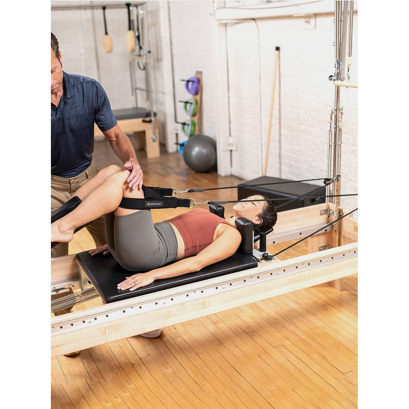 Balanced Body Clinical Reformer with Tower and Mat