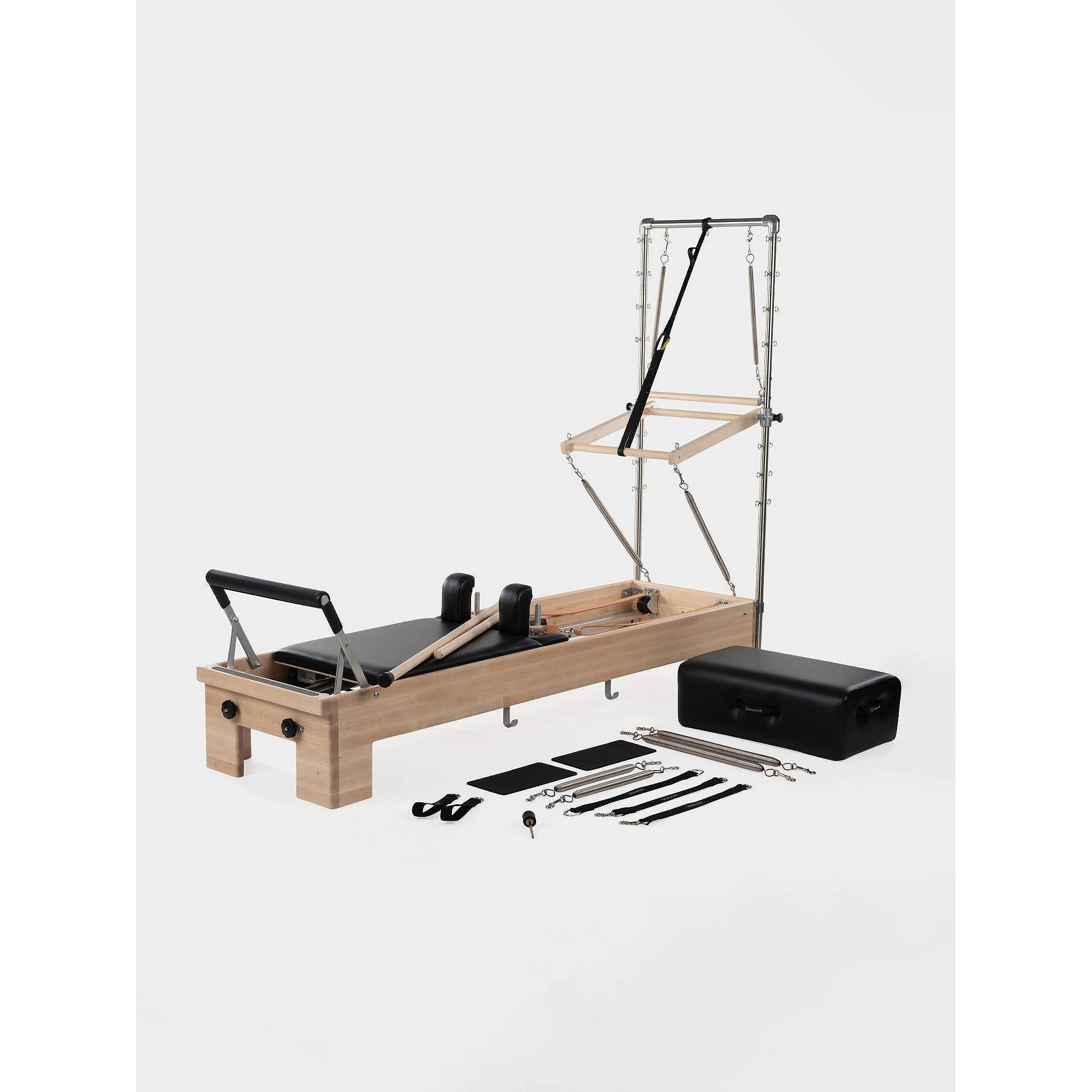 Balanced Body CenterLine Reformer with Tower and Mat
