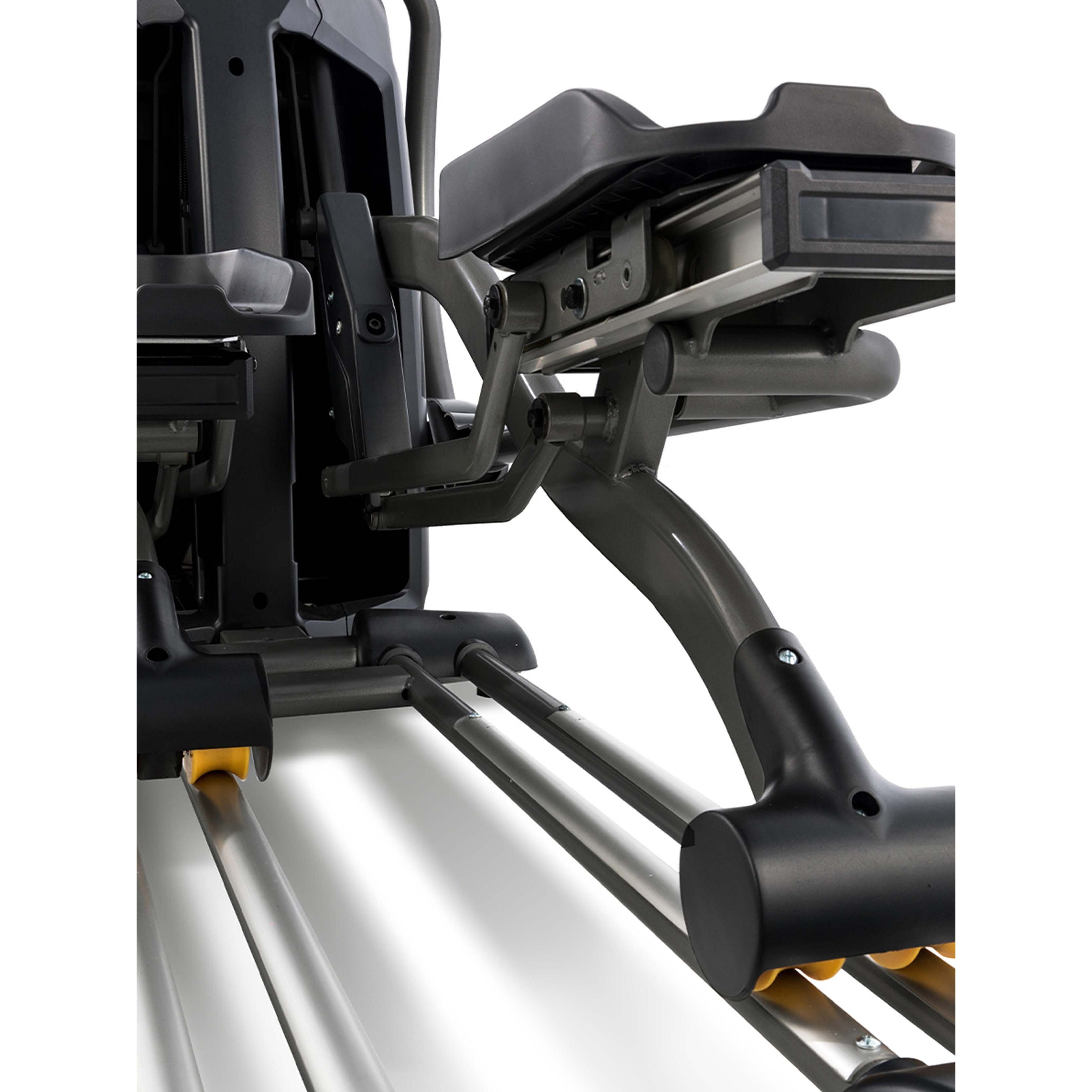 Spirit Fitness CE850+ Elliptical Cross Trainer
