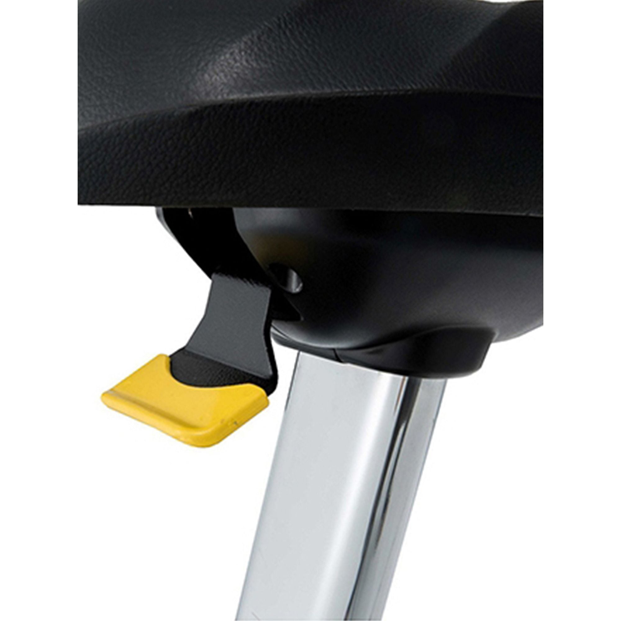 Spirit Fitness CU900 Commercial Upright Bike