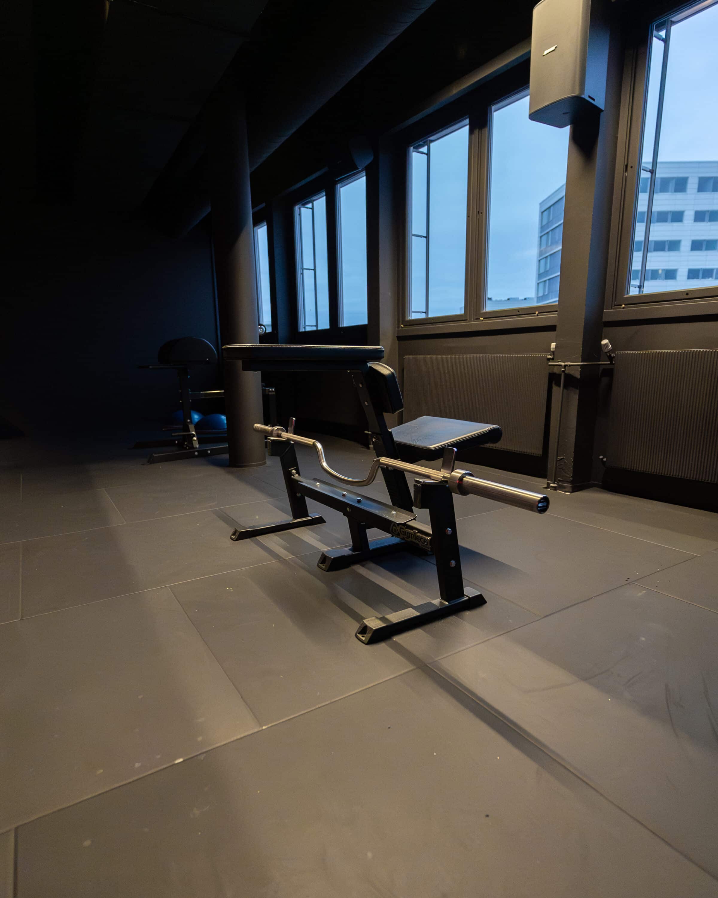 Gymleco 118 Seal Row Bench, Open Model