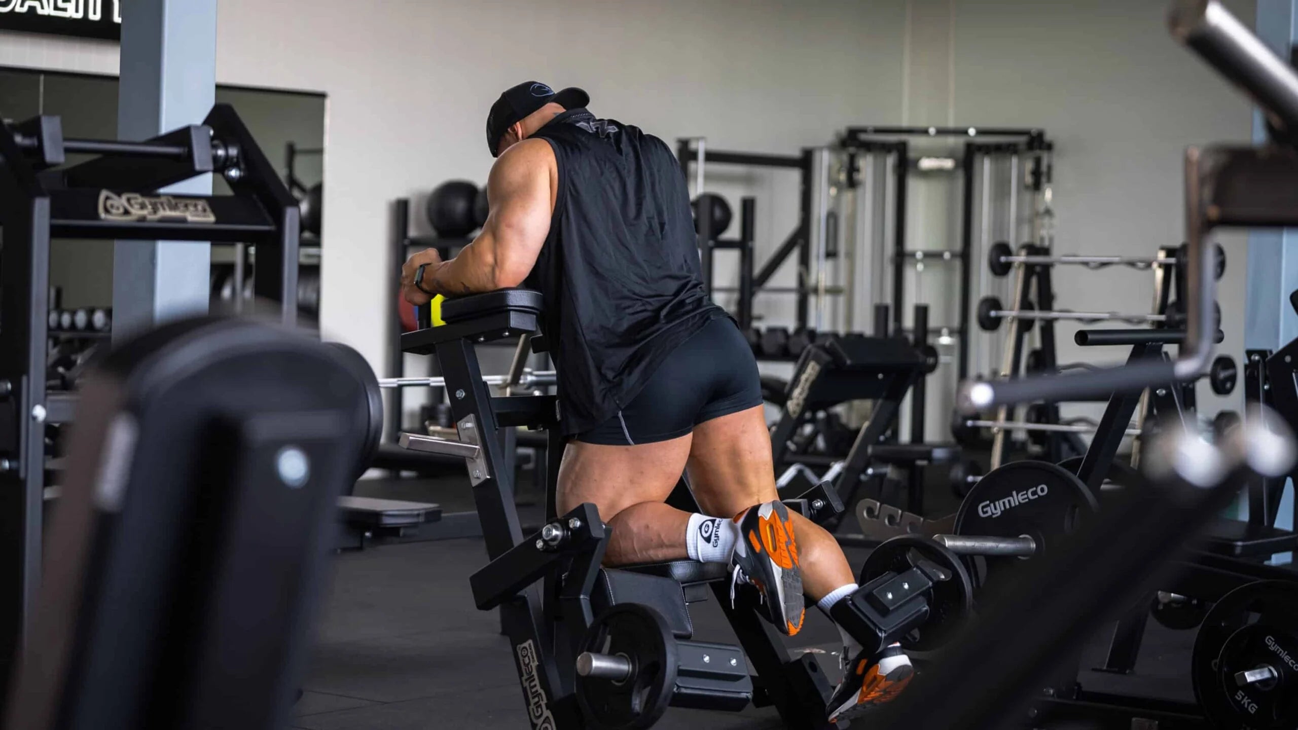Gymleco 042 Standing Leg Curl Machine