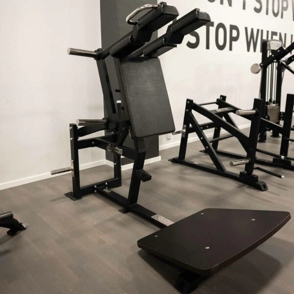 Gymleco 044 V-Squat Plate Loaded Machine