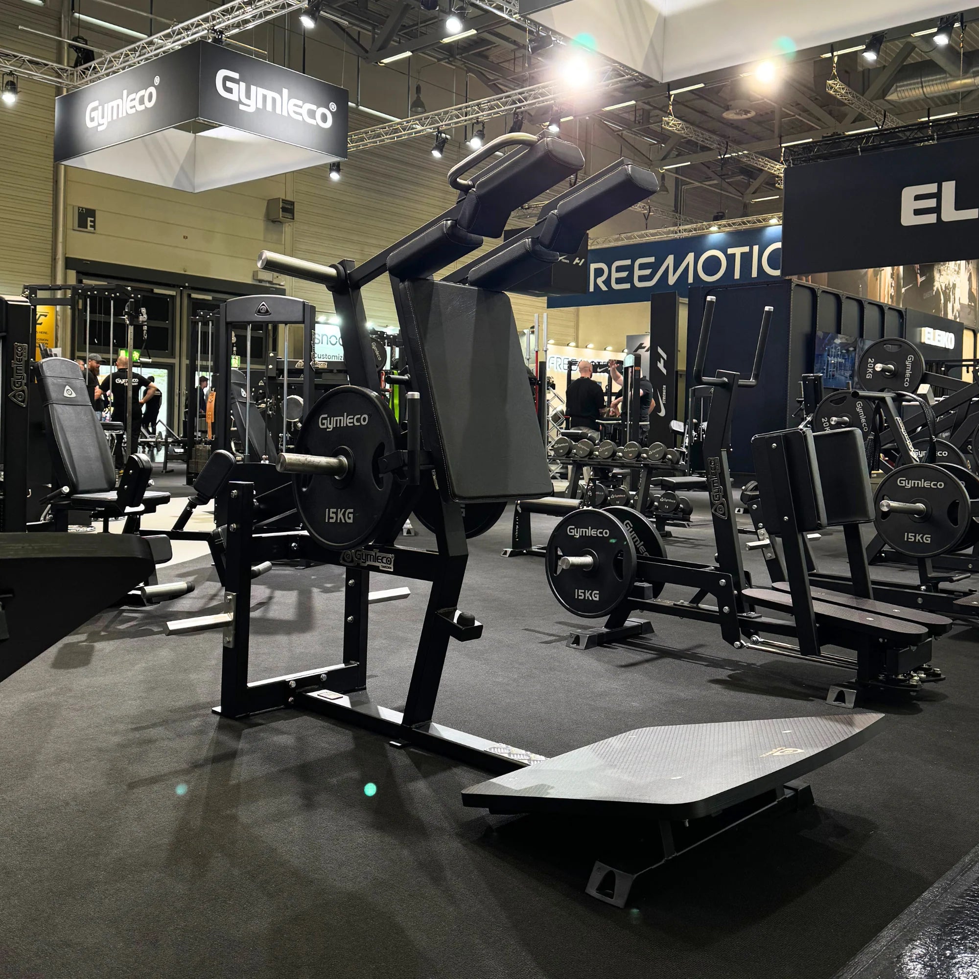 Gymleco 044 V-Squat Plate Loaded Machine