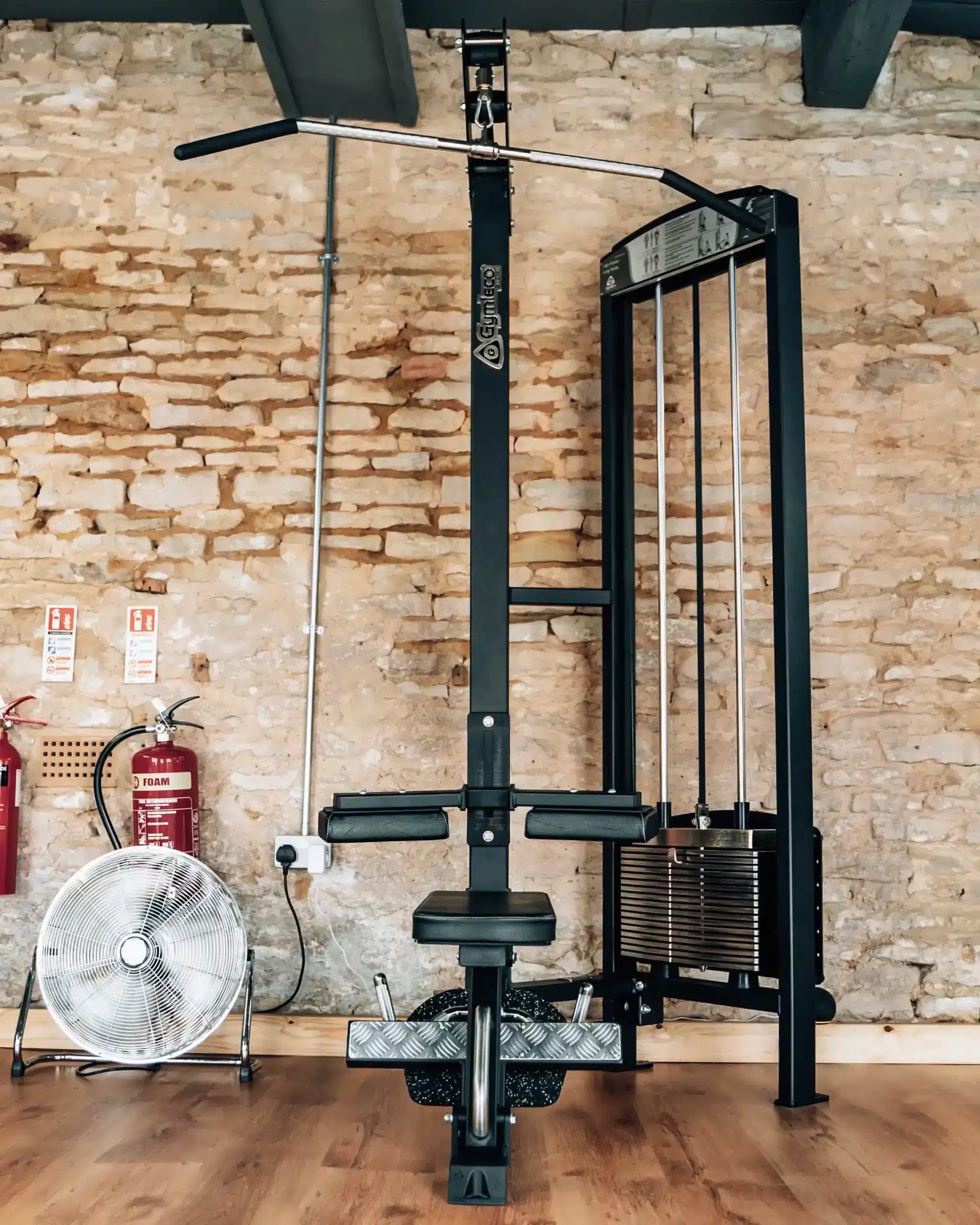 Gymleco 214 Lateral Pulldown / Seated Row Machine