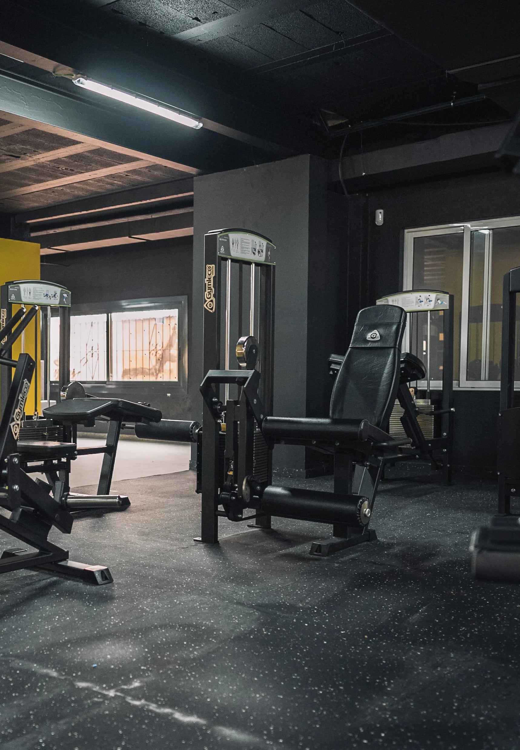 Gymleco 340 Leg Extension (Selectorized Quad Machine)