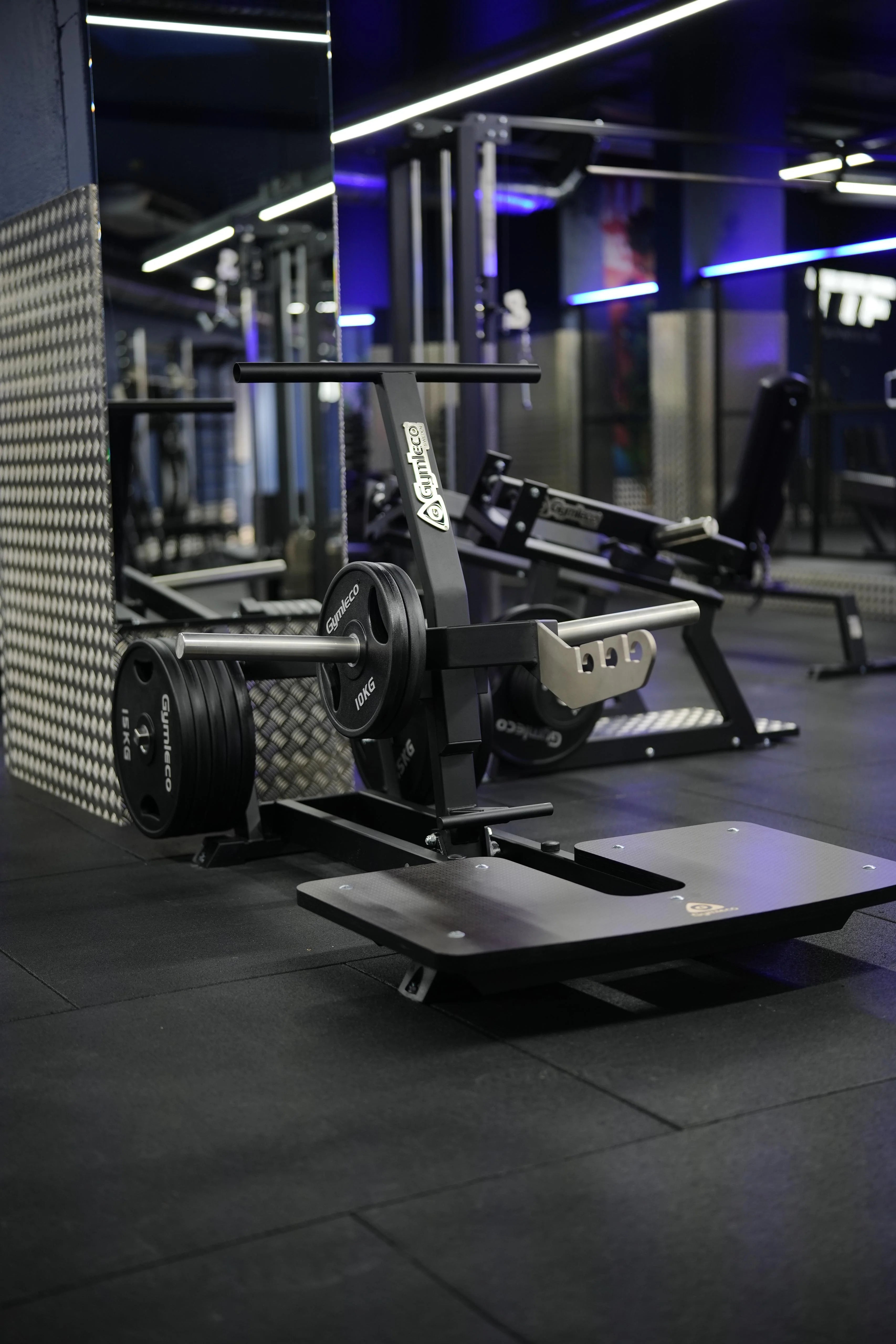 Gymleco 082 Belt Squat Machine