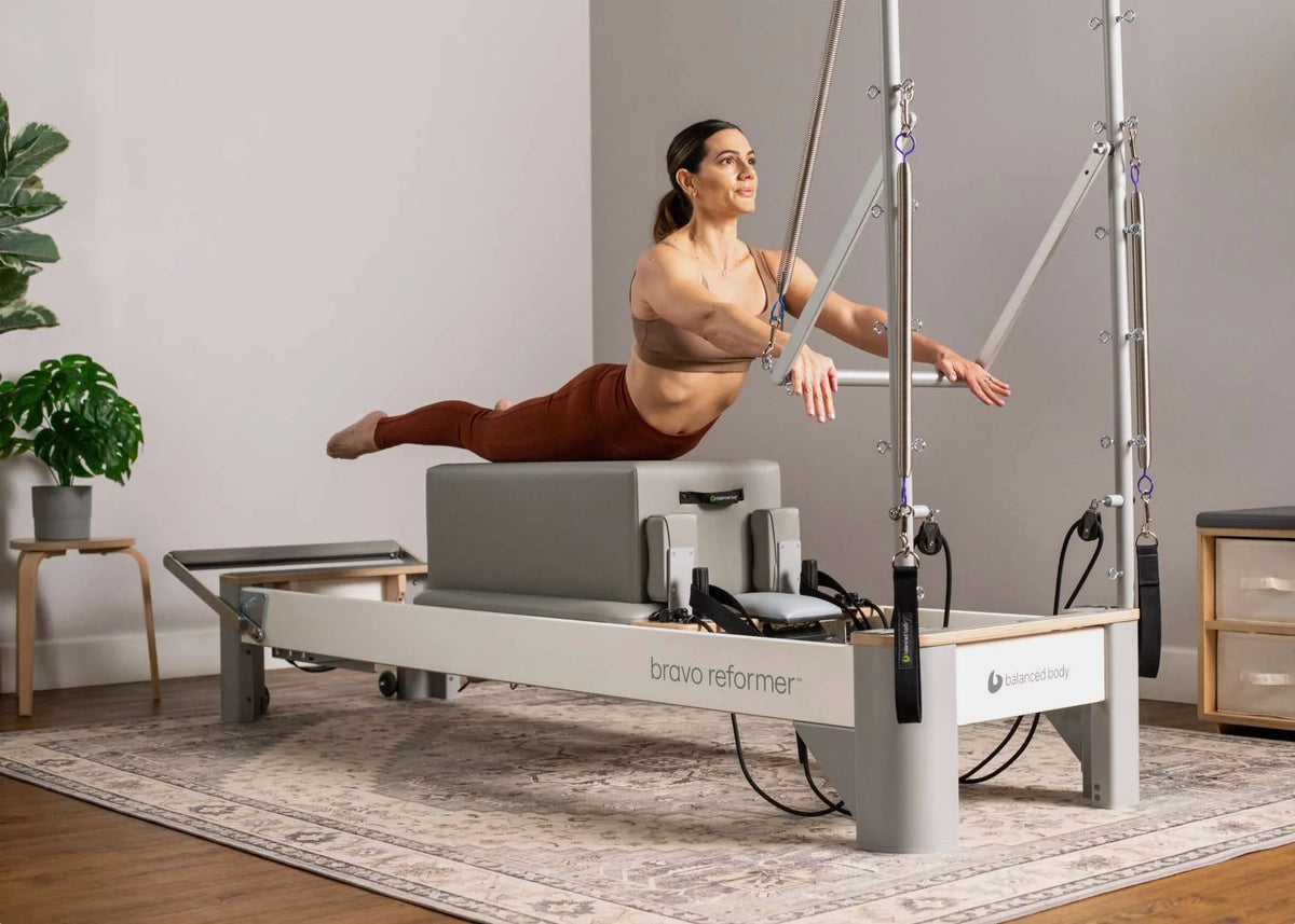 Bravo Reformer™ with Tower and Mat