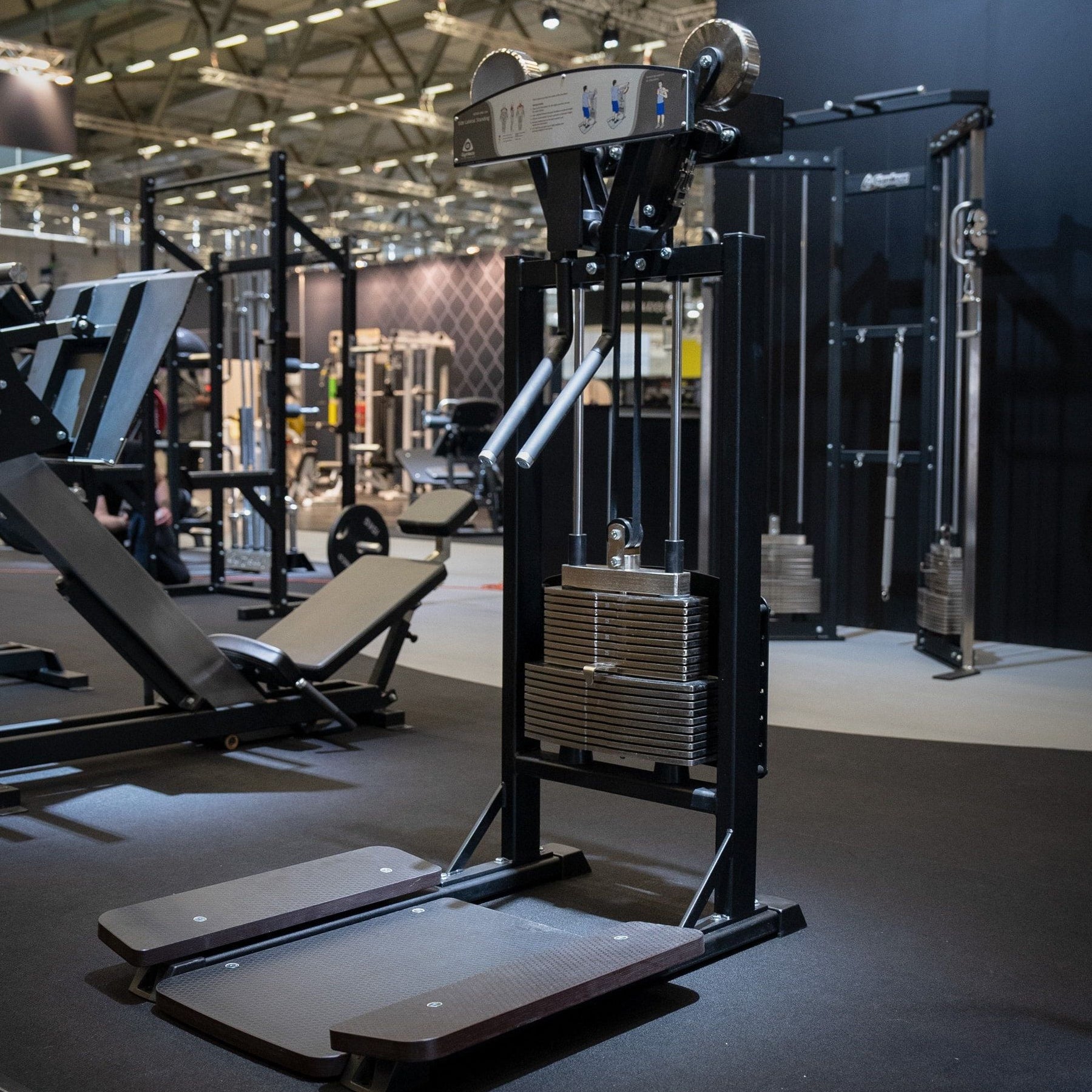 Gymleco Standing Side Lateral - Premium Selectorized Machine