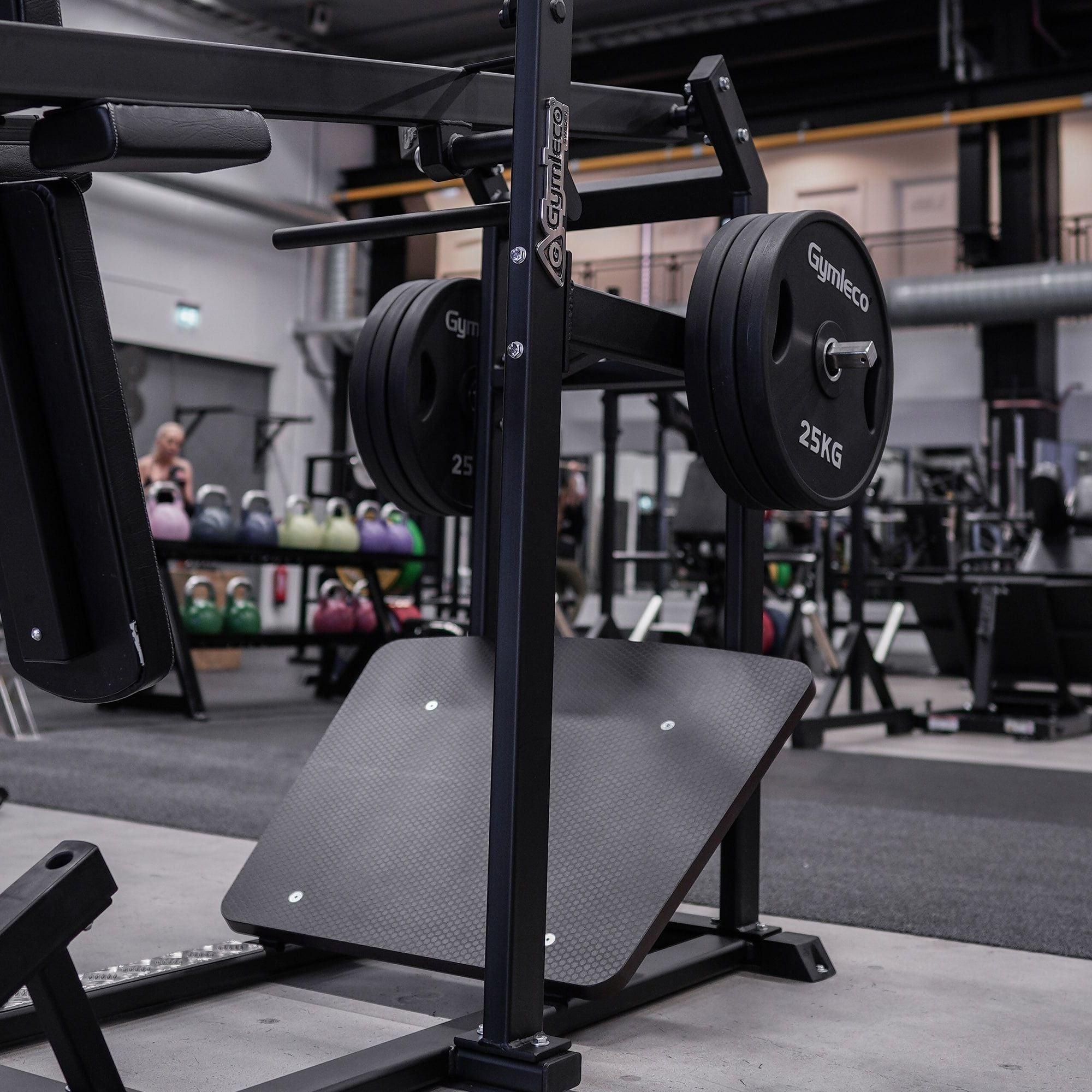 Gymleco Pro Pendulum Squat Machine