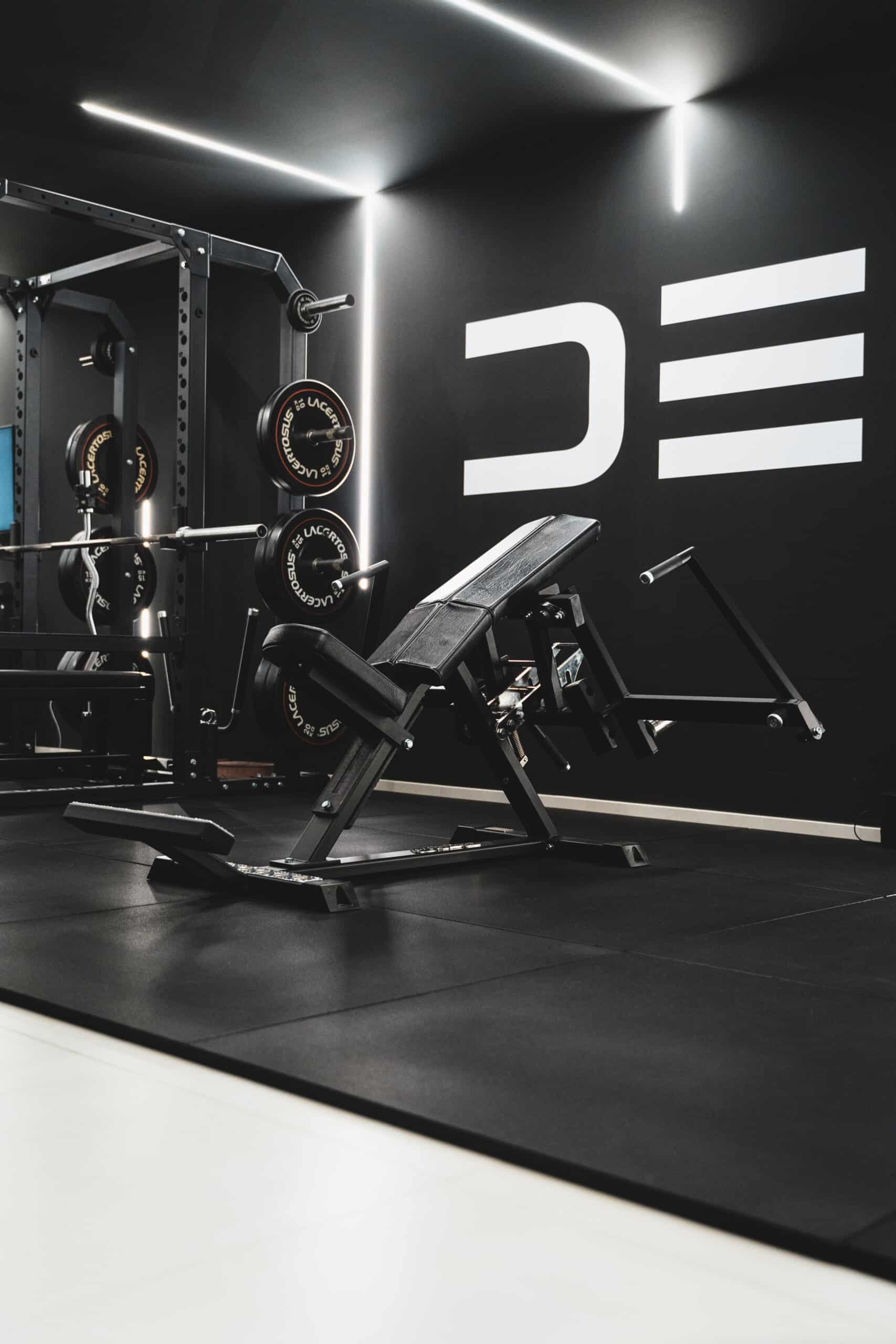 Gymleco 023 Incline Pec Fly Machine