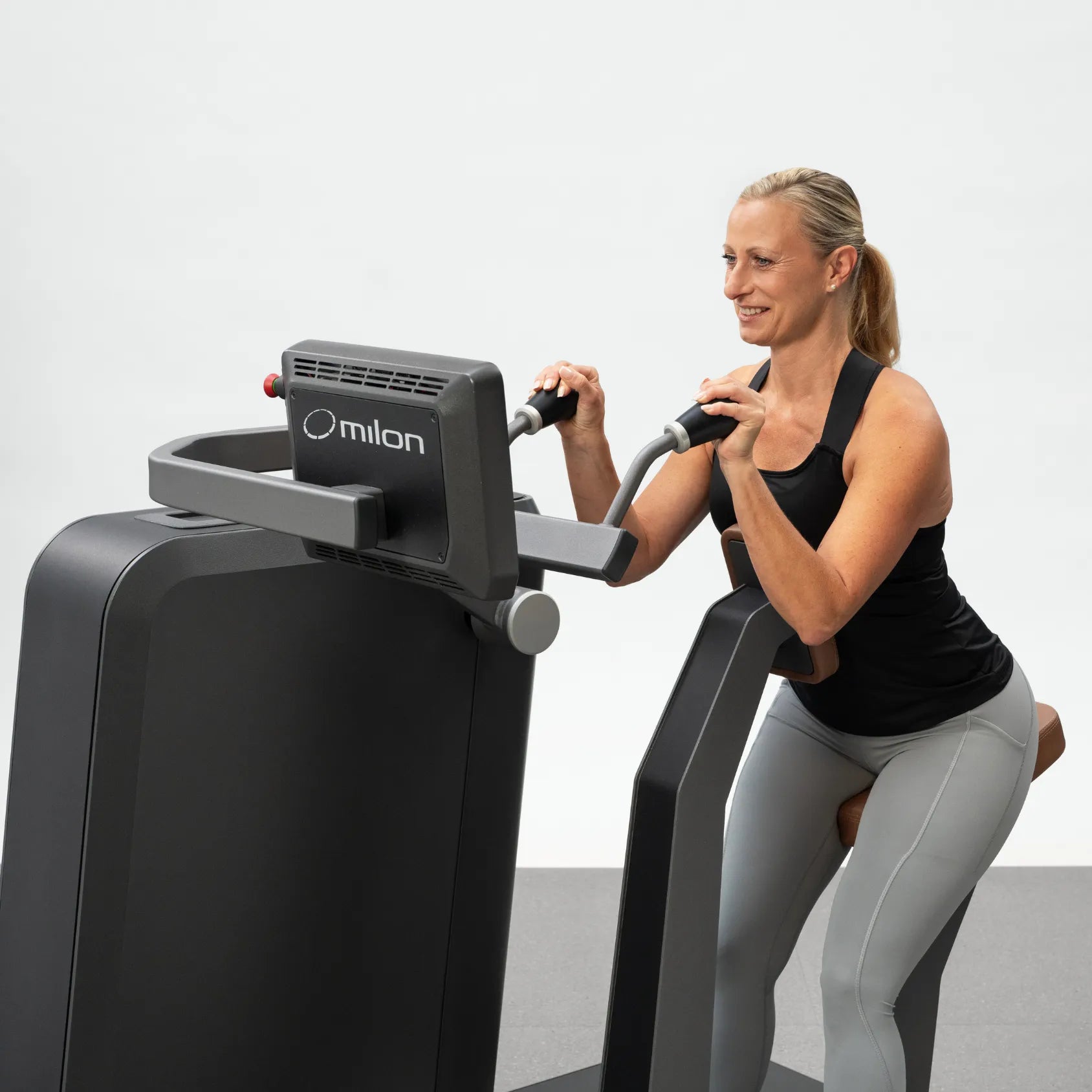 milon Q+ Triceps Extension