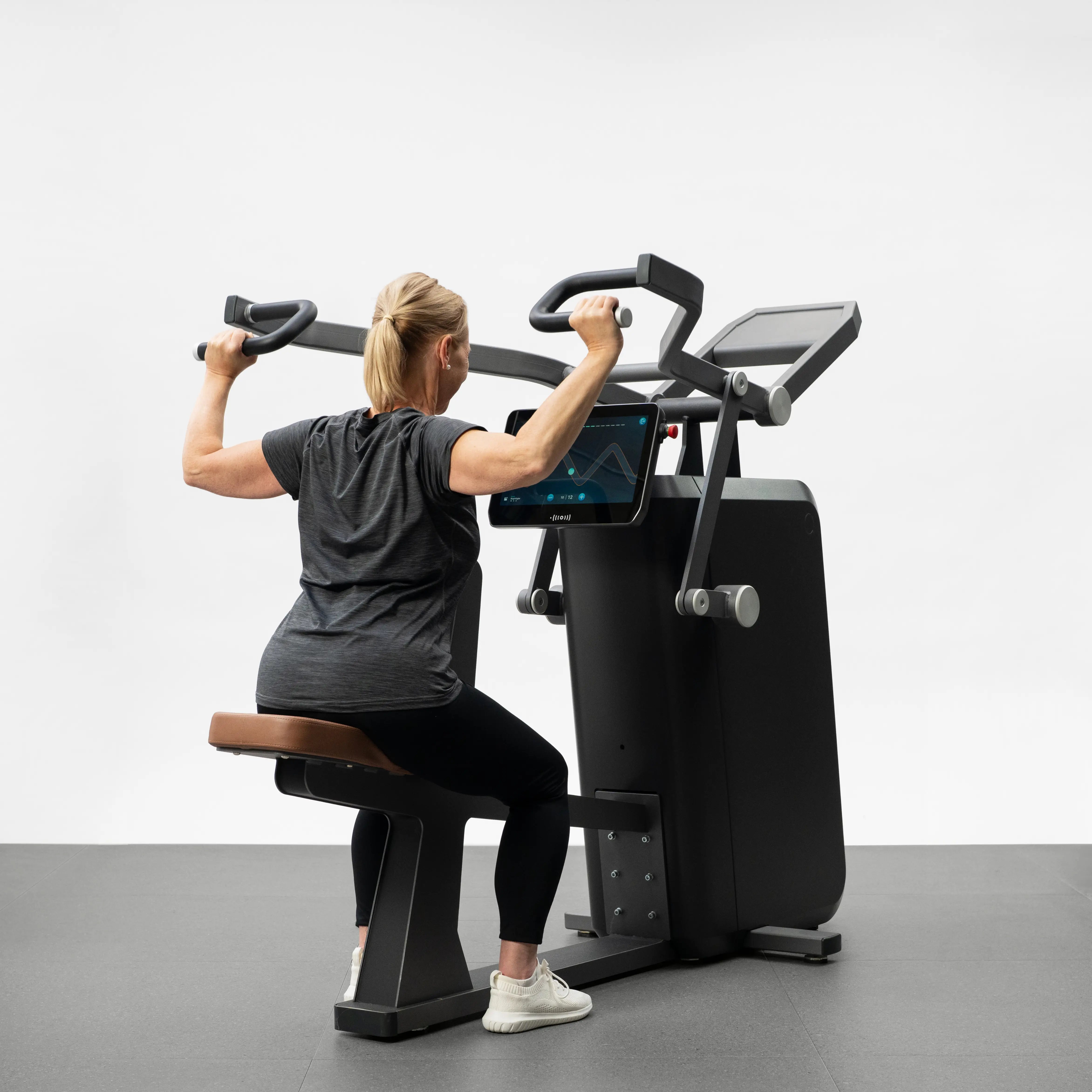 milon Q+ Shoulder Press