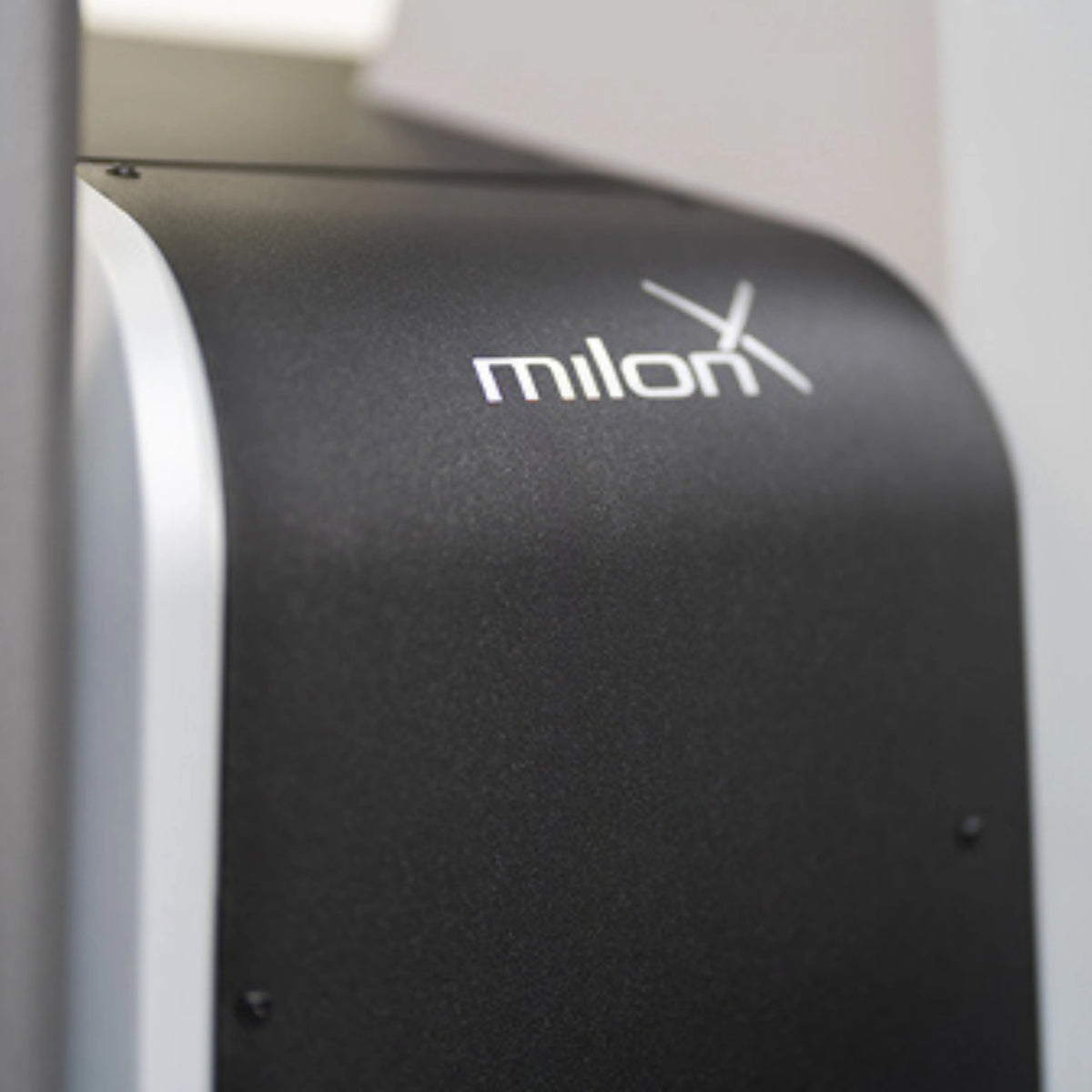 milon X Shoulder